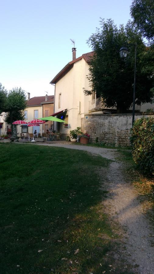 Hotel Le Pic Boeuf Manthes Zewnętrze zdjęcie